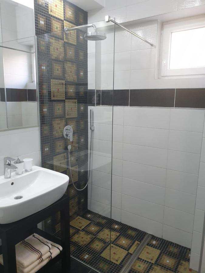 Elena Lux Appartement Belgrado Buitenkant foto