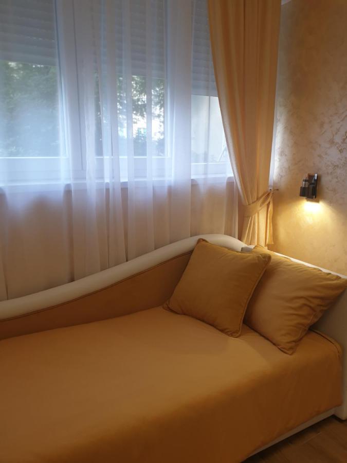 Elena Lux Appartement Belgrado Buitenkant foto
